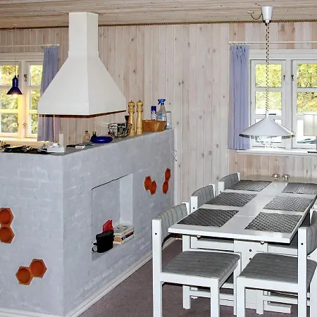 5 Person In * Åbybro